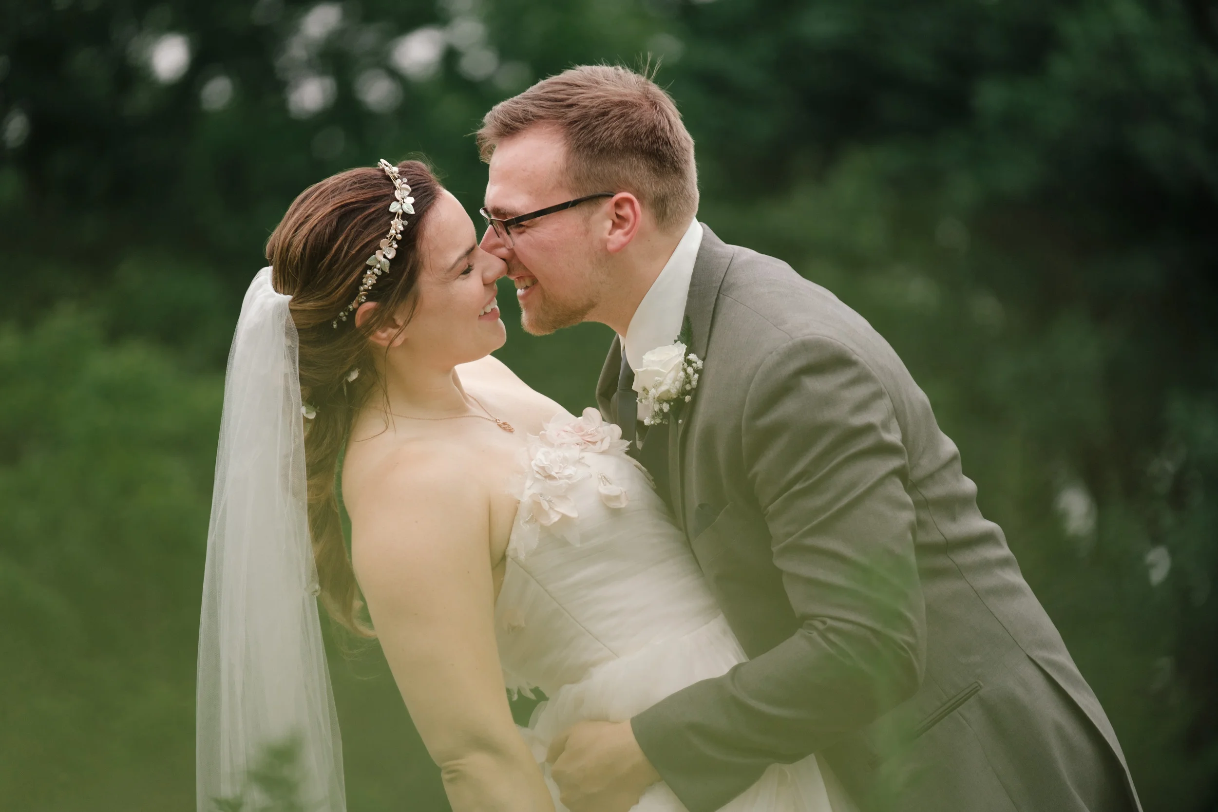 19-06-22-Ryan-Katie-The-Fields-Reserve-Wedding-51.jpg