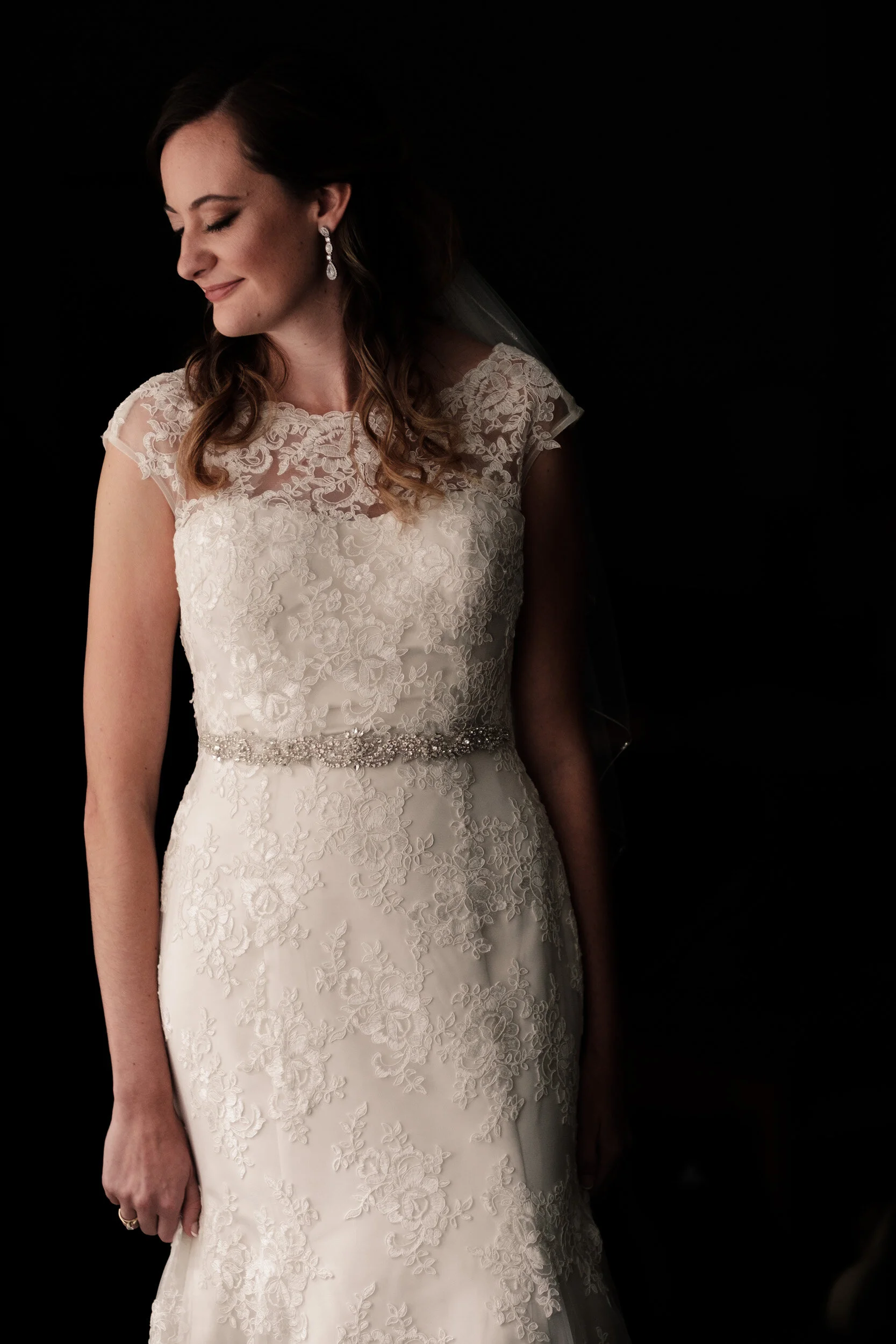 Lindsey-Mike-DC-Estate-Wedding-Photographer-15.jpg