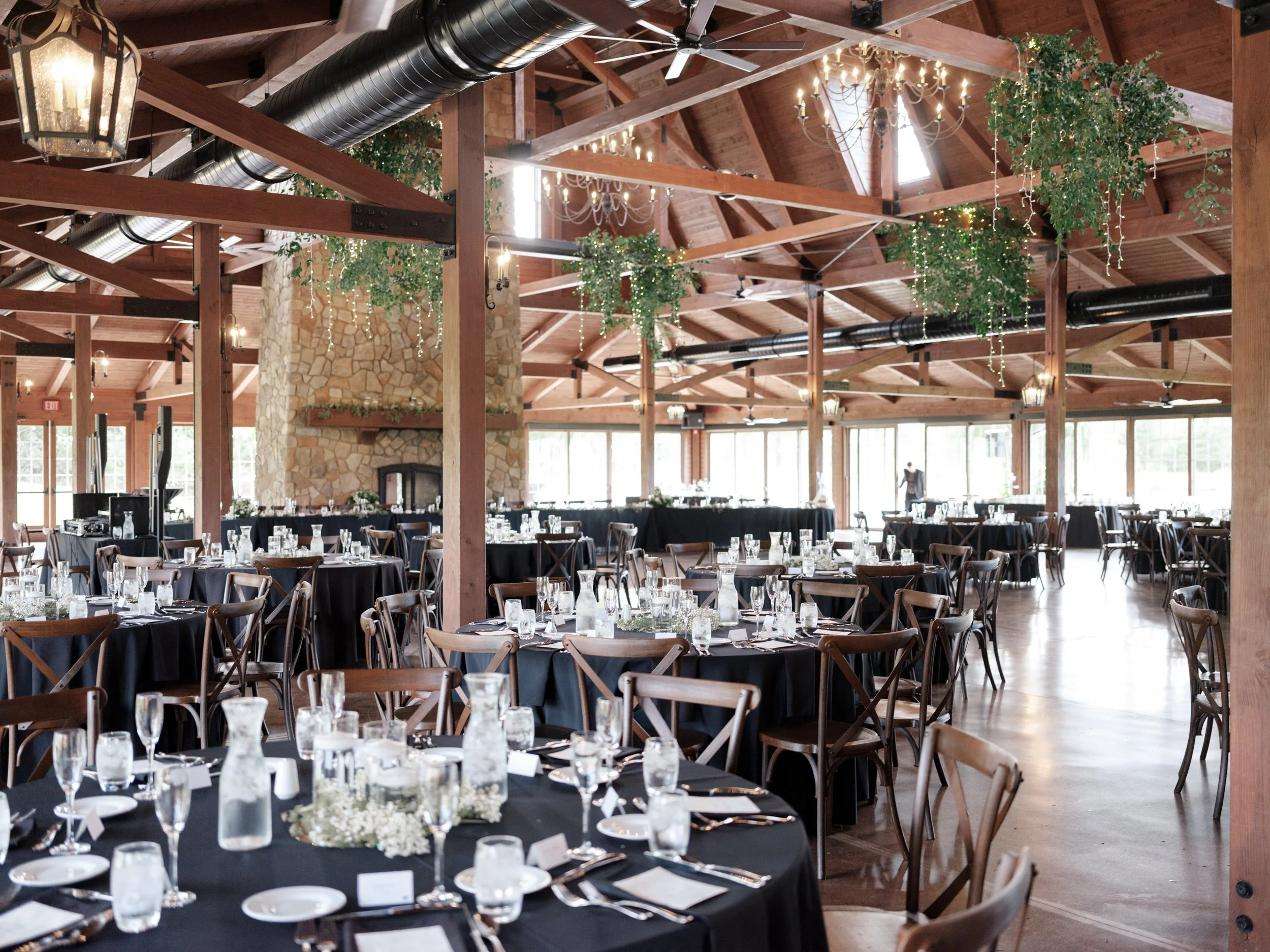 fall-wedding-at-the-pavilion-at-orchard-ridge-farms-121.jpg