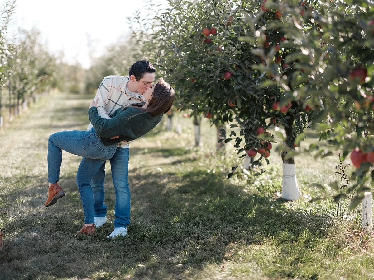 Happy Wedding Day, Devon &amp; Tyler! It&rsquo;s going to be an amazing day! 

#badamsphotography #illinoisphotographer #rocktonillinois #rockfordphotographer #chicagolandphotographer