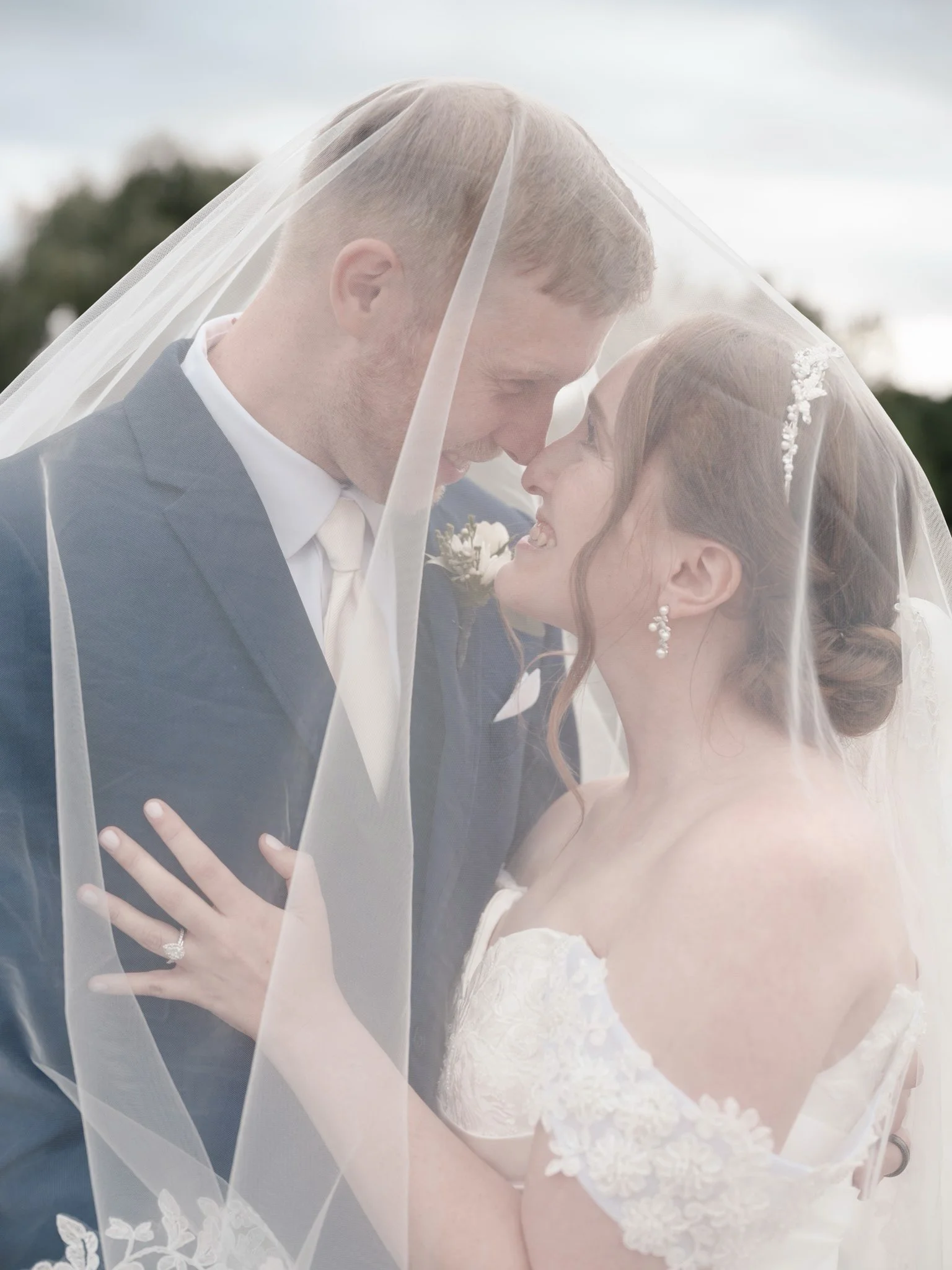 Kelli &amp; Dustin &hearts;️ September 18, 2026 💍

Venue @thepavilionatorchardridgefarms 
Floral @eventfloralinc 
Photography @badamsphotography 
Hair &amp; Make up @rocktonsanctuaryspa