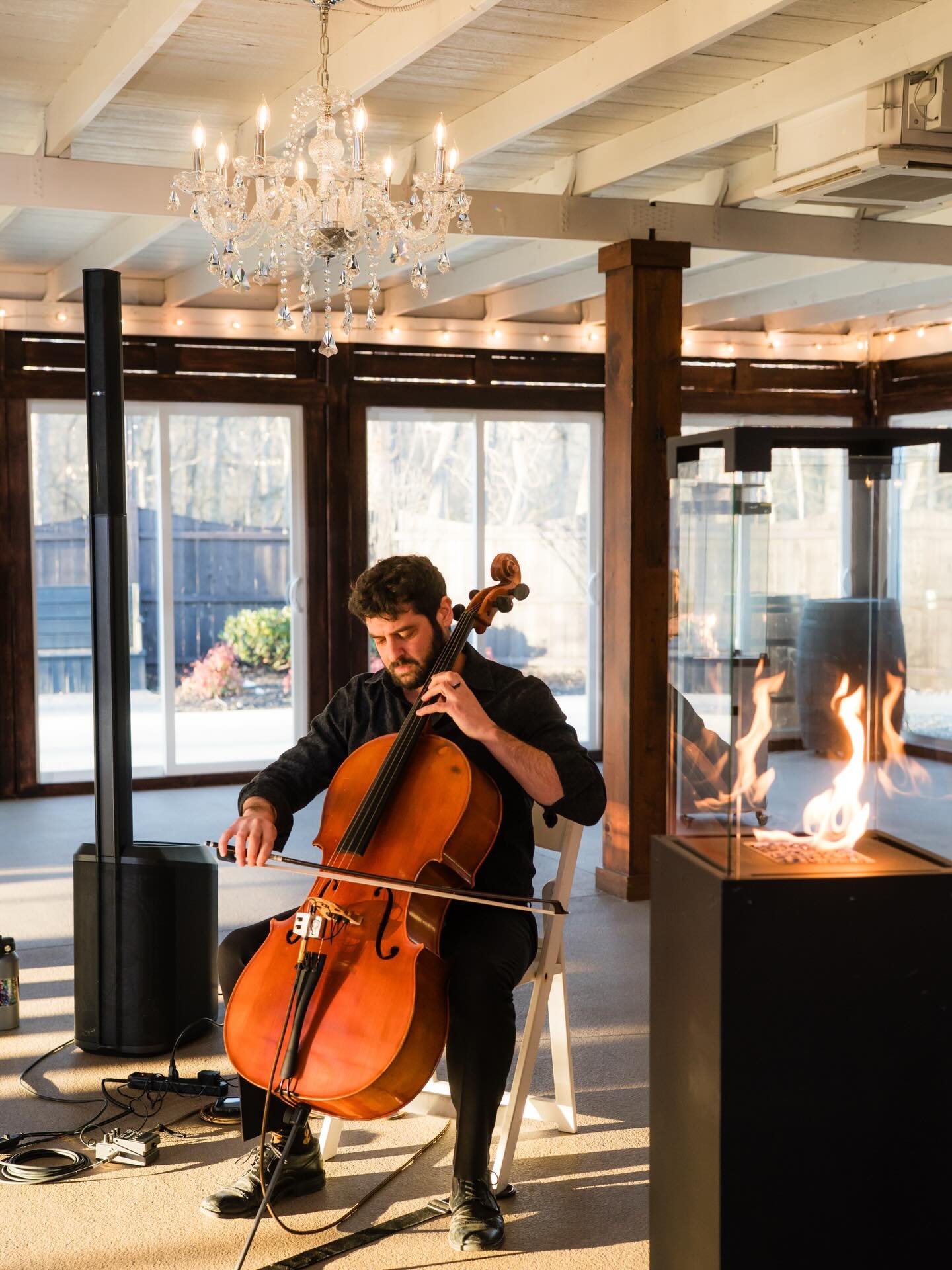 Got some local shows coming up! Excited to be performing along Princeton&rsquo;s main drag for Princeton Porchfest on Saturday, April 25th, 12pm at 200 Nassau St. Then, I&rsquo;ll be at @handmadehopewell on Sunday, May 3rd from 12-2pm, always a wonde