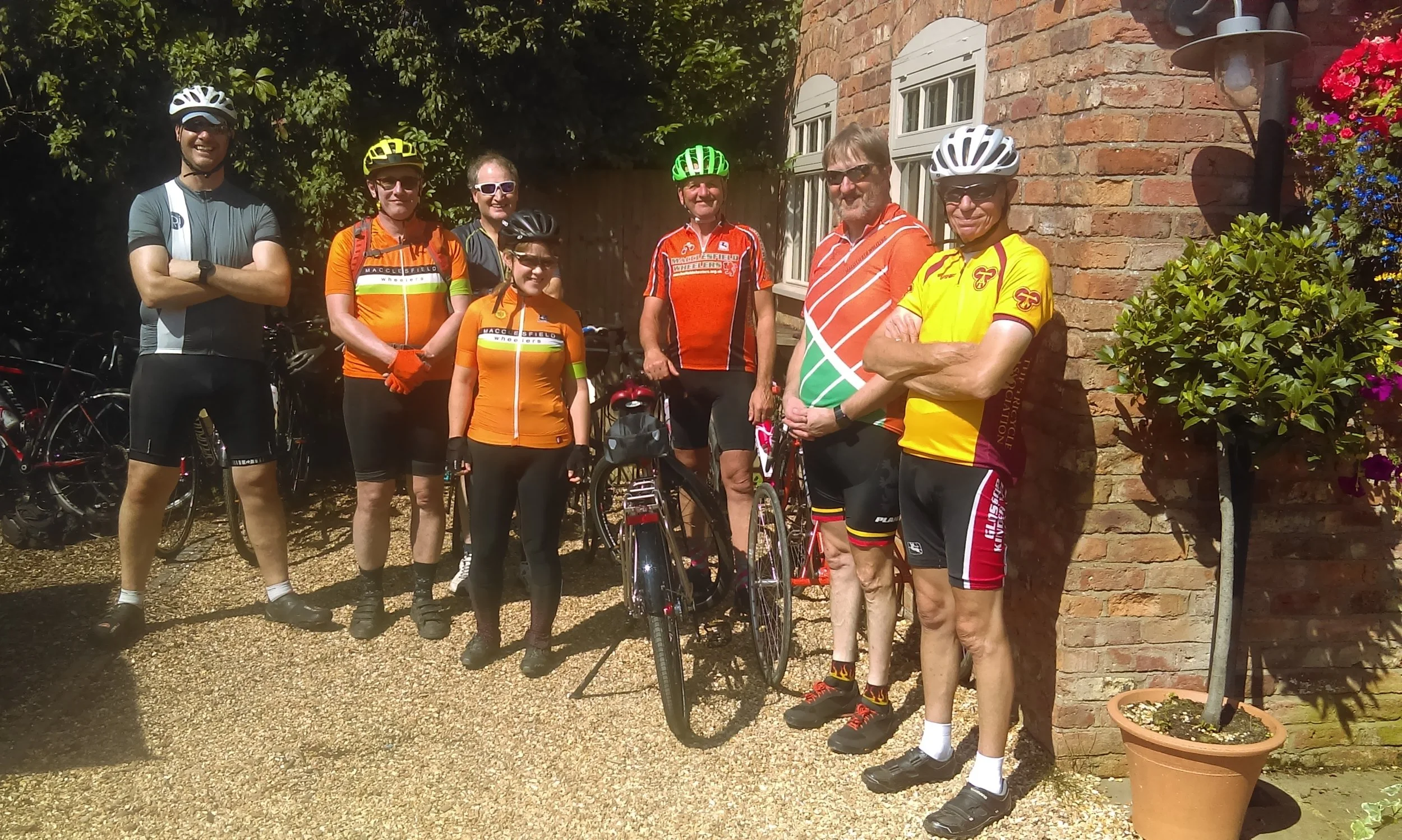 Spencer, Richard, Ian, Kirsten, Phil B, Simon G and Jack who was out on his trike.