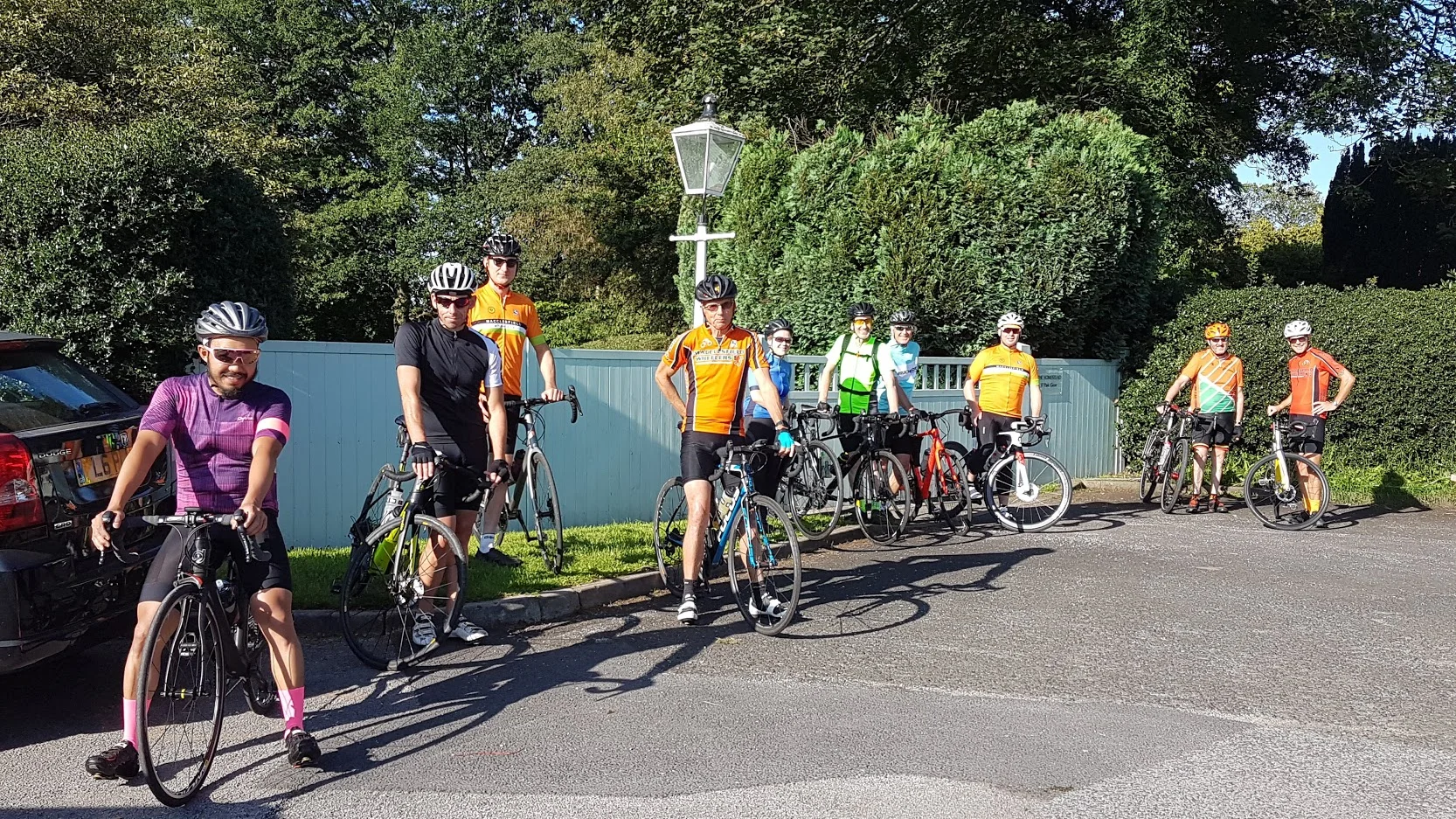 Larks and Larklings: Bennet, Christian, Ian, John, Kirsten, Jim, Richard, Simon, Simon, Darren.