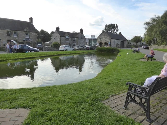 Larkling: Hartington