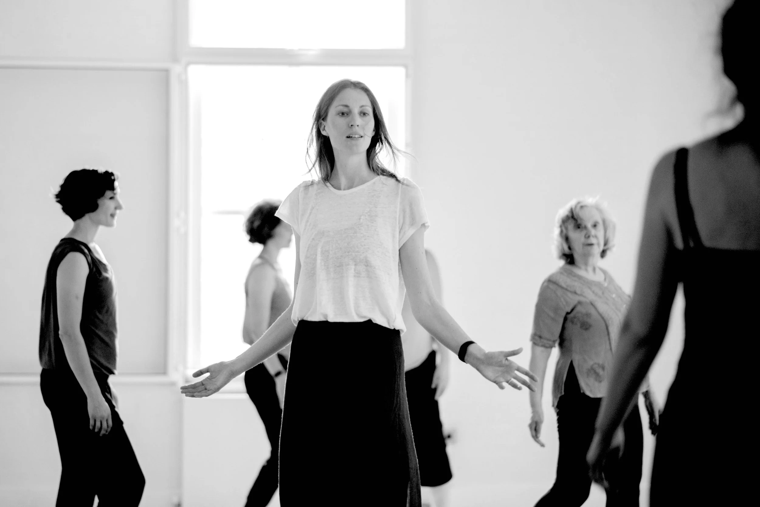 Move_Dance_Feel_SibohanDavisStudio_2548-min copy.jpg