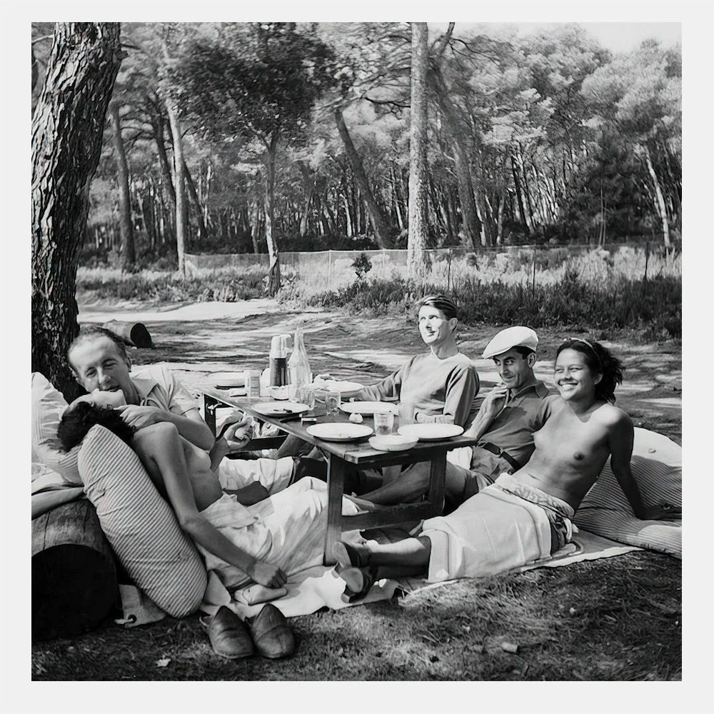 Picnic (Nusch Eluard, Paul Eluard Roland Penrose, Man Ray, Ady Fidelin) (1937)
