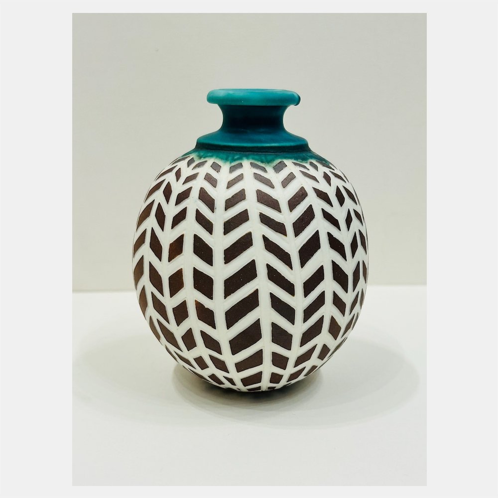 Herringbone Bottle with Green Neck WEB.jpeg