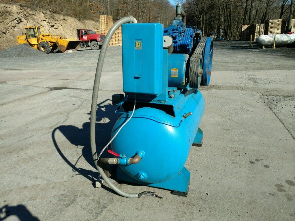 Qunicy Compressor Control Box #2412.jpg