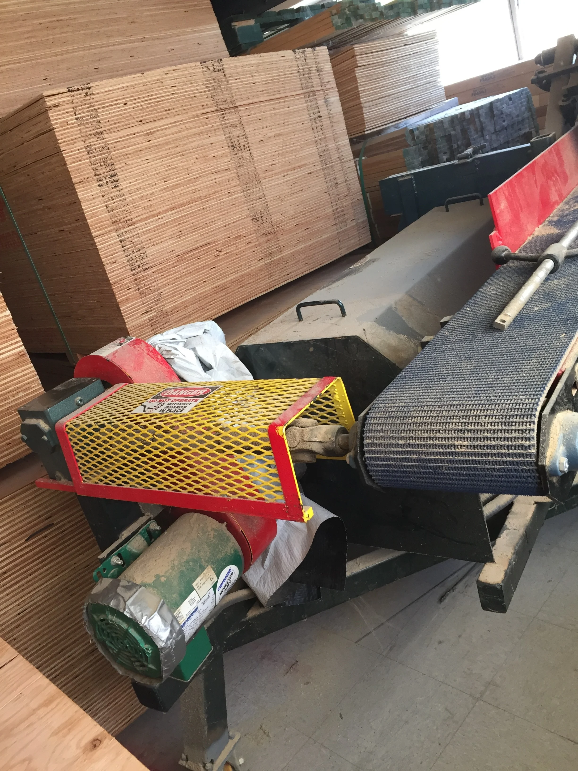 Morgan Resaw 3 #2403.jpg