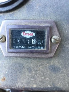 Taylor Forklift Hour Counter #2529.jpg