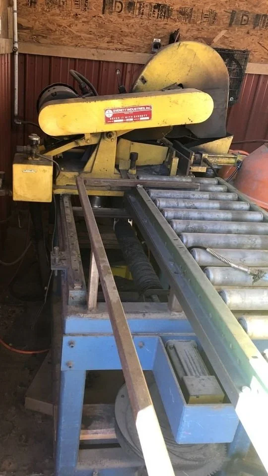 2927 Everett Chop Saw — Pallet Machinery Group