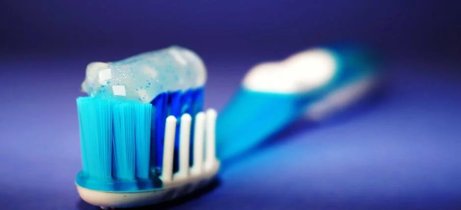 braces-tooth-brush-guide-940x430.jpg