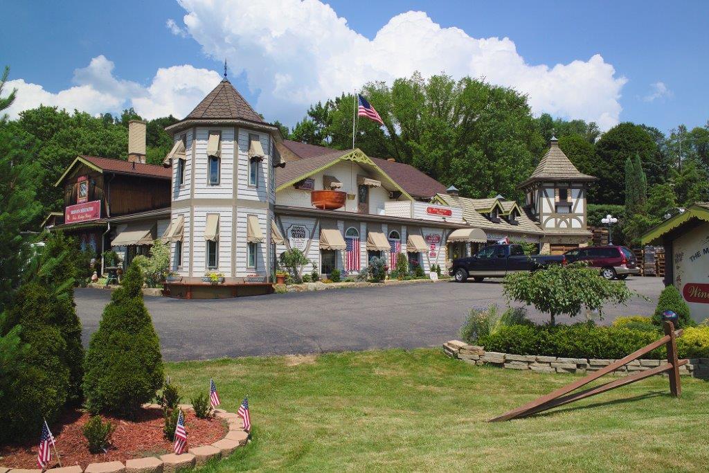 Broad Run Cheesehouse and Swiss Heritage Winery