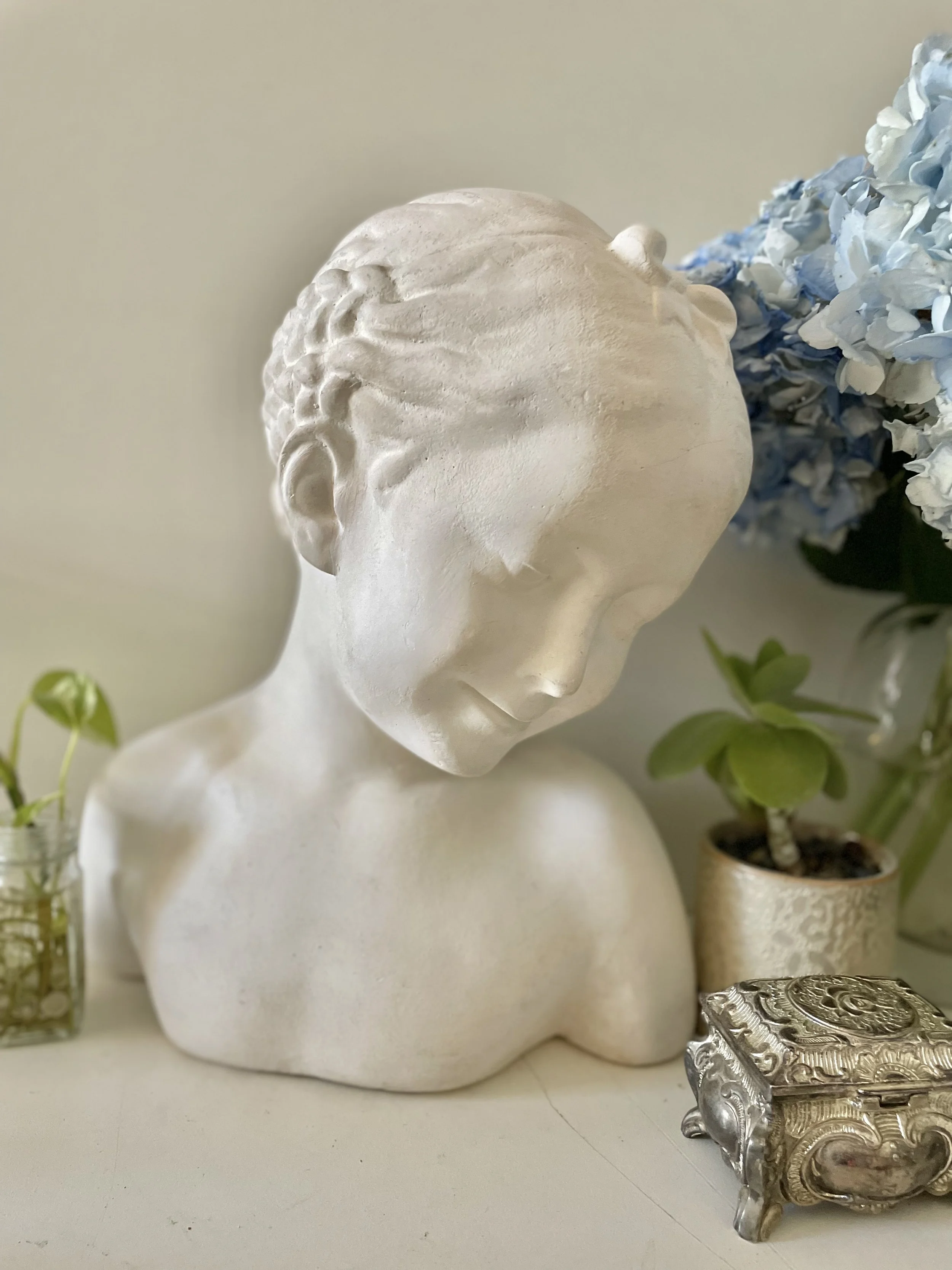 Vintage 1985 House Parts Young Woman Smiling Bust Figure