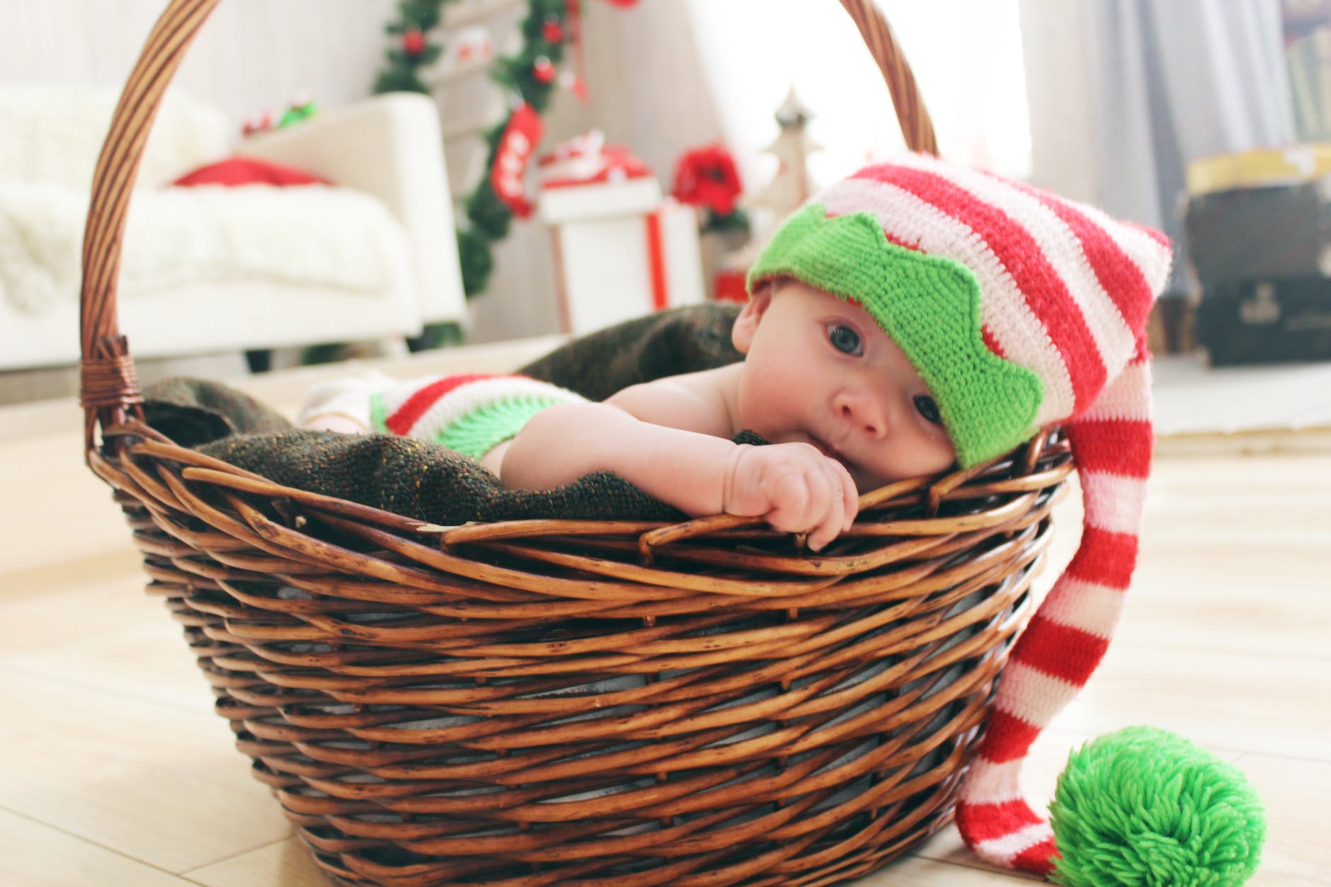baby holiday hat.jpeg