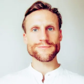 Professional portrait 2018.jpg