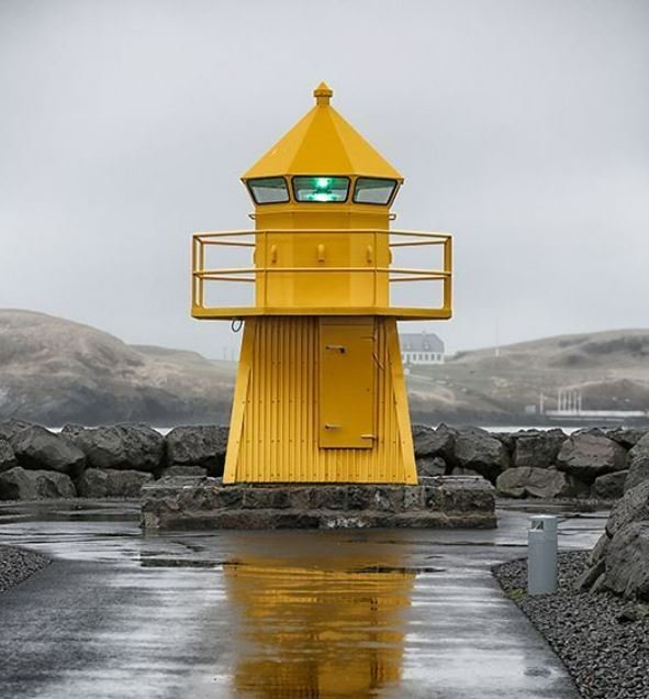 Lighthouse 9_Yellow.JPG