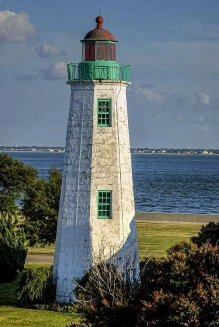 Lighthouse 21_Green_Glass and Blue sky.JPG