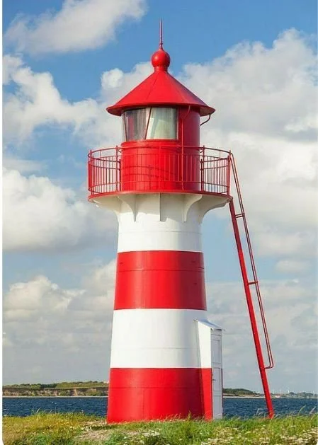 Lighthouse 20_Red_White_Ladder.JPG