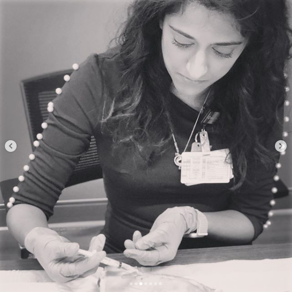 Dr. Siddiqui practices performing local anesthesia during our suturing workshop