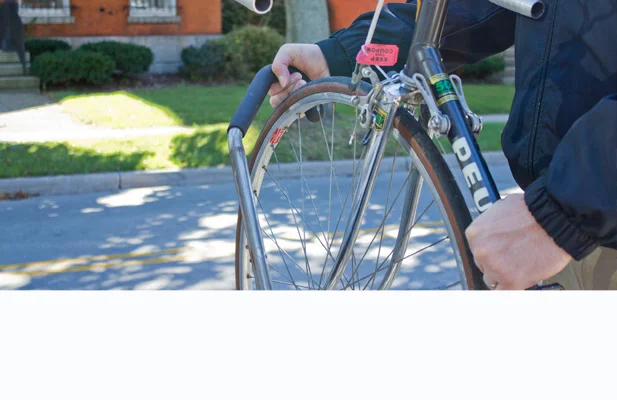 REMOVE YOUR BIKE FROM THE RACK