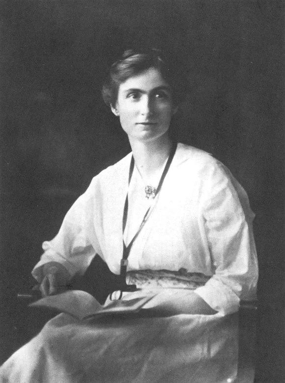 Edith Abbott. Public domain .