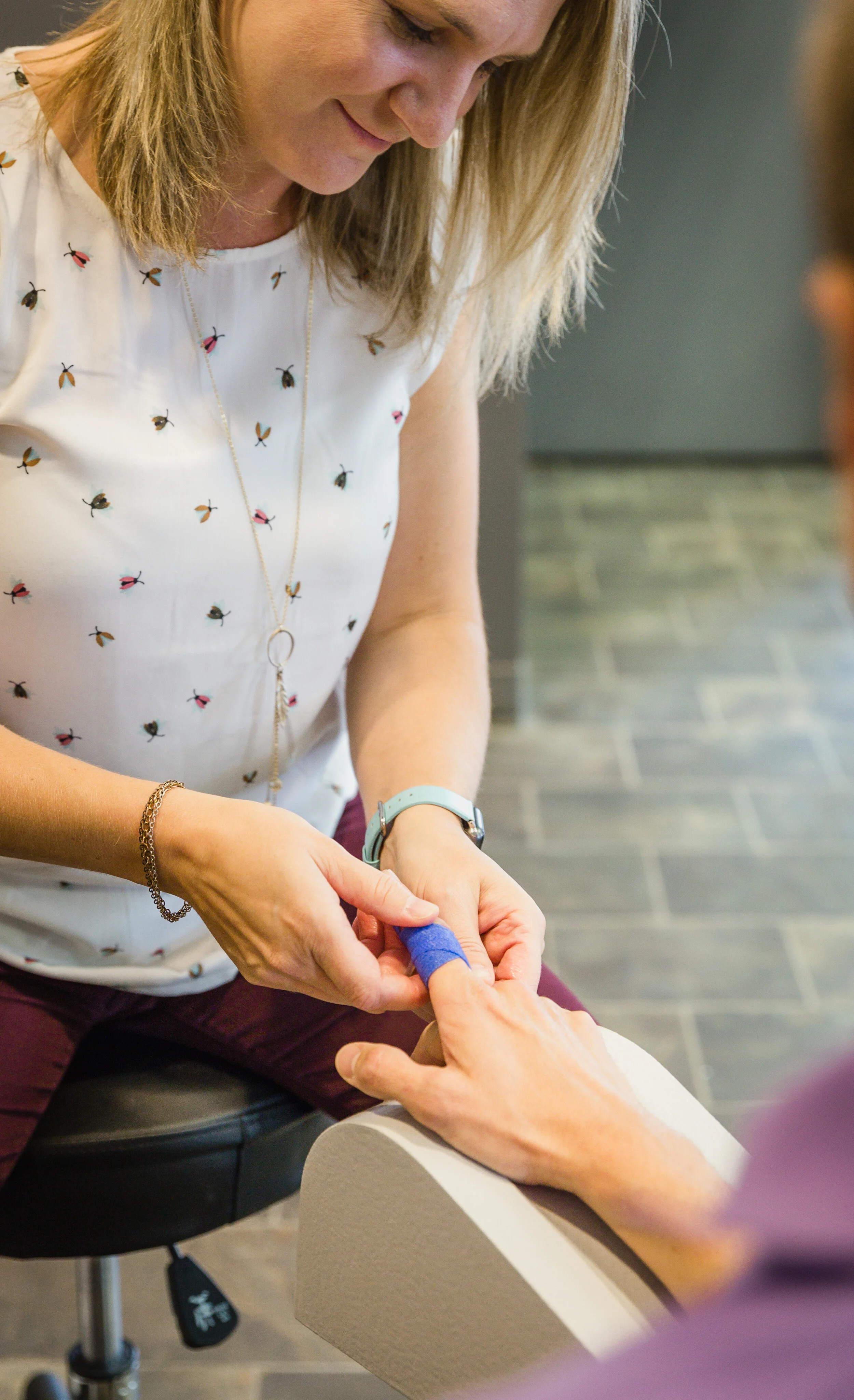 Mallet Finger What it is, and How to Heal it — Creekside Physiotherapy