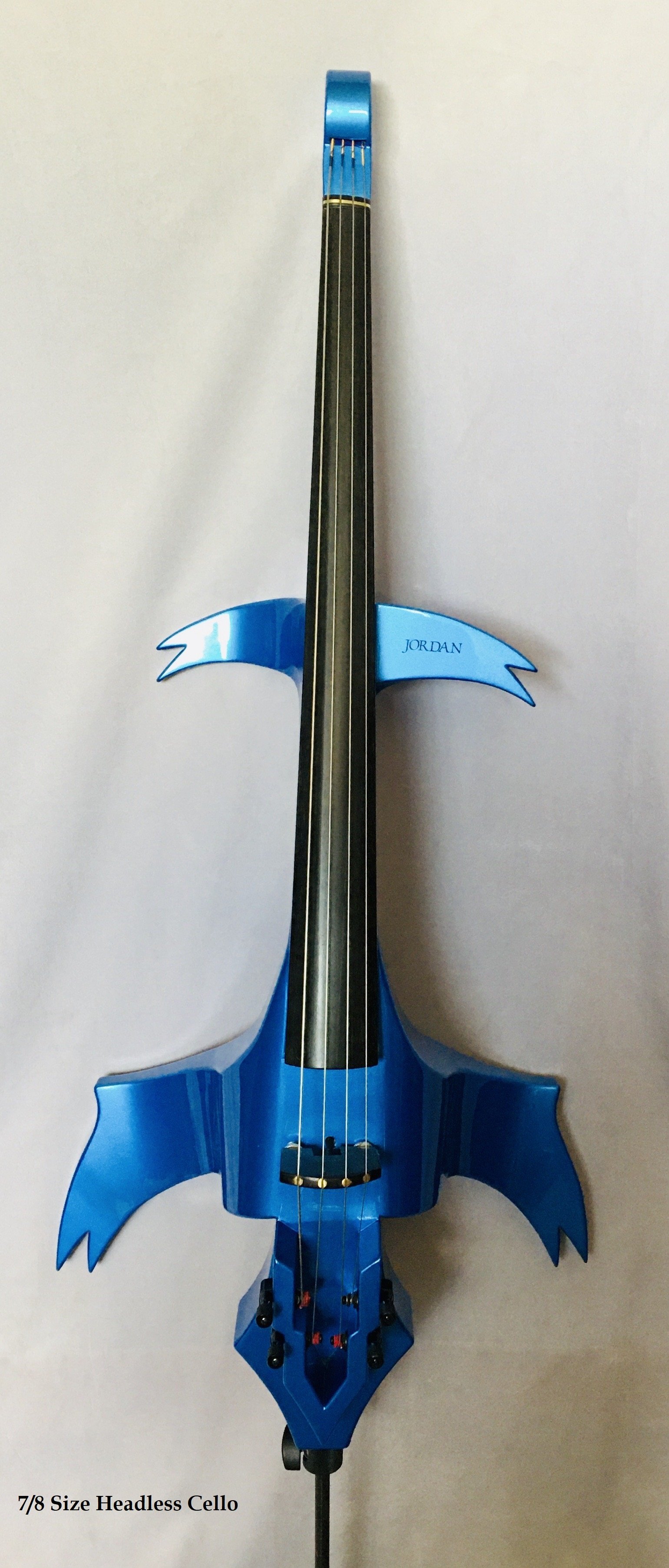 Munkholm Seven-Eights Size cello front view.jpg