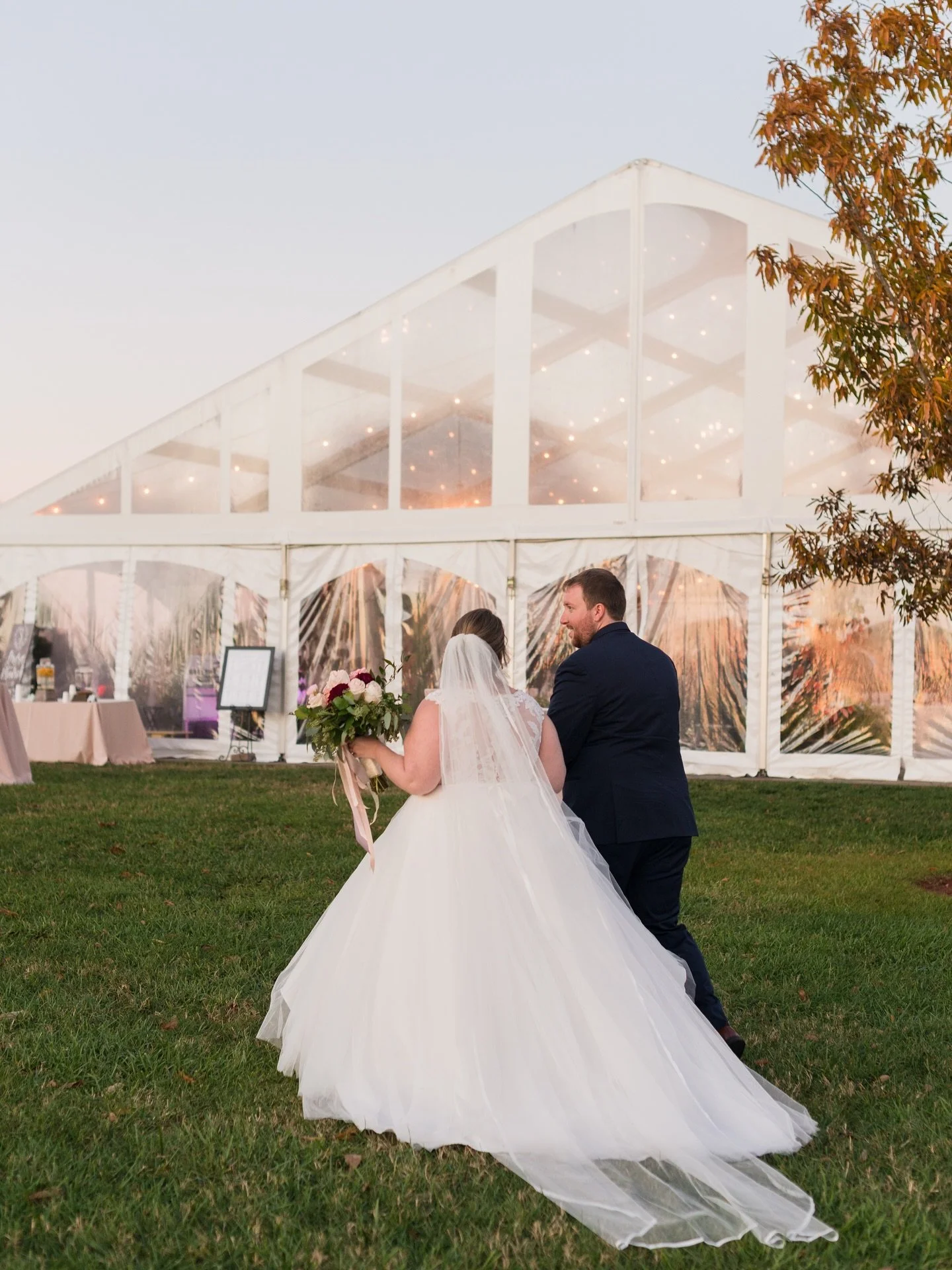 Little vintage @marketatgrelen action today. Celebrating SEVEN YEARS with this guy! 😍 Building, creating, loving, and learning together. I&rsquo;m the luckiest to have his support.

Photographer: @kimberlyfdenn 
Venue: @grelenweddings 
Rentals: @mse