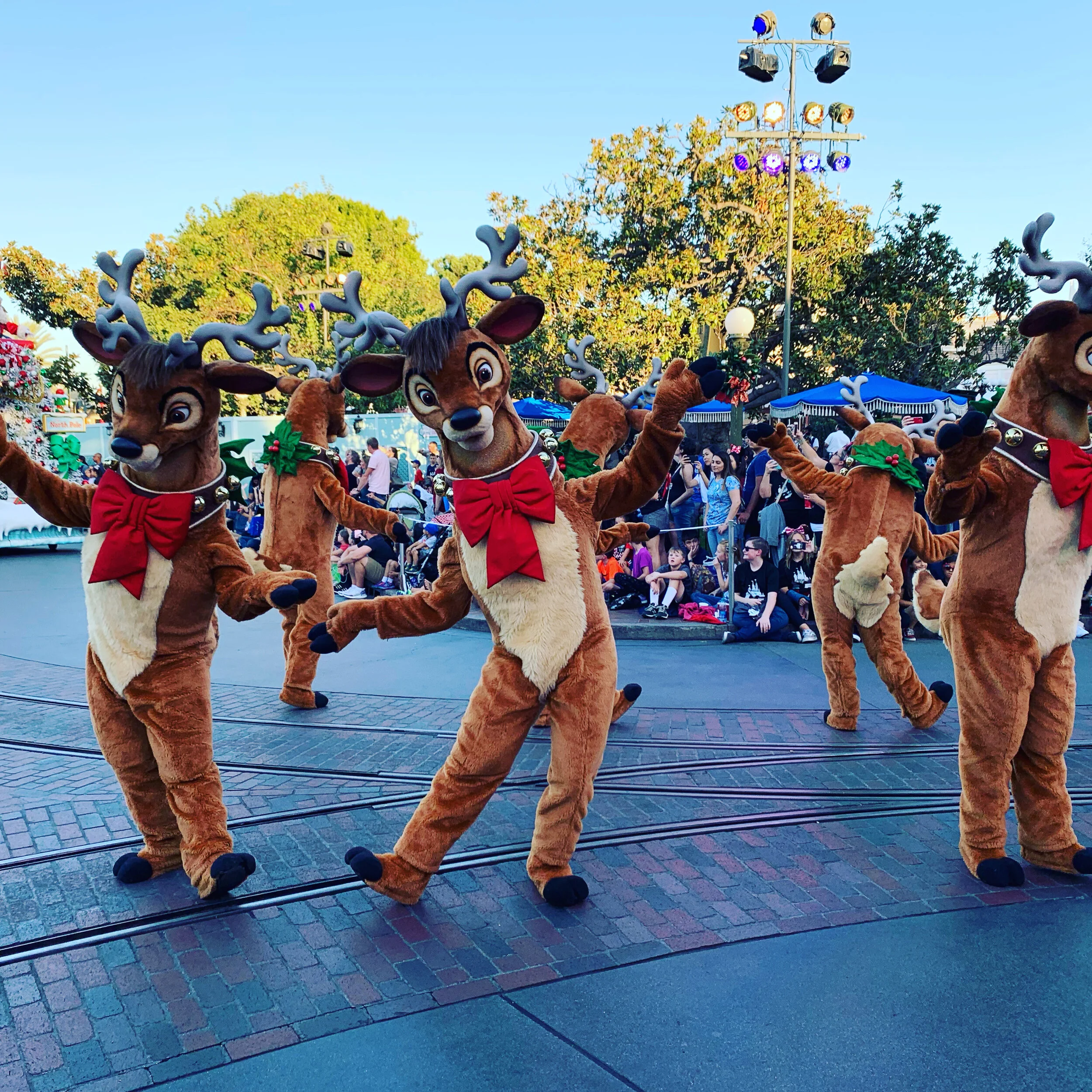 November Disney+ Christmas Watch List!