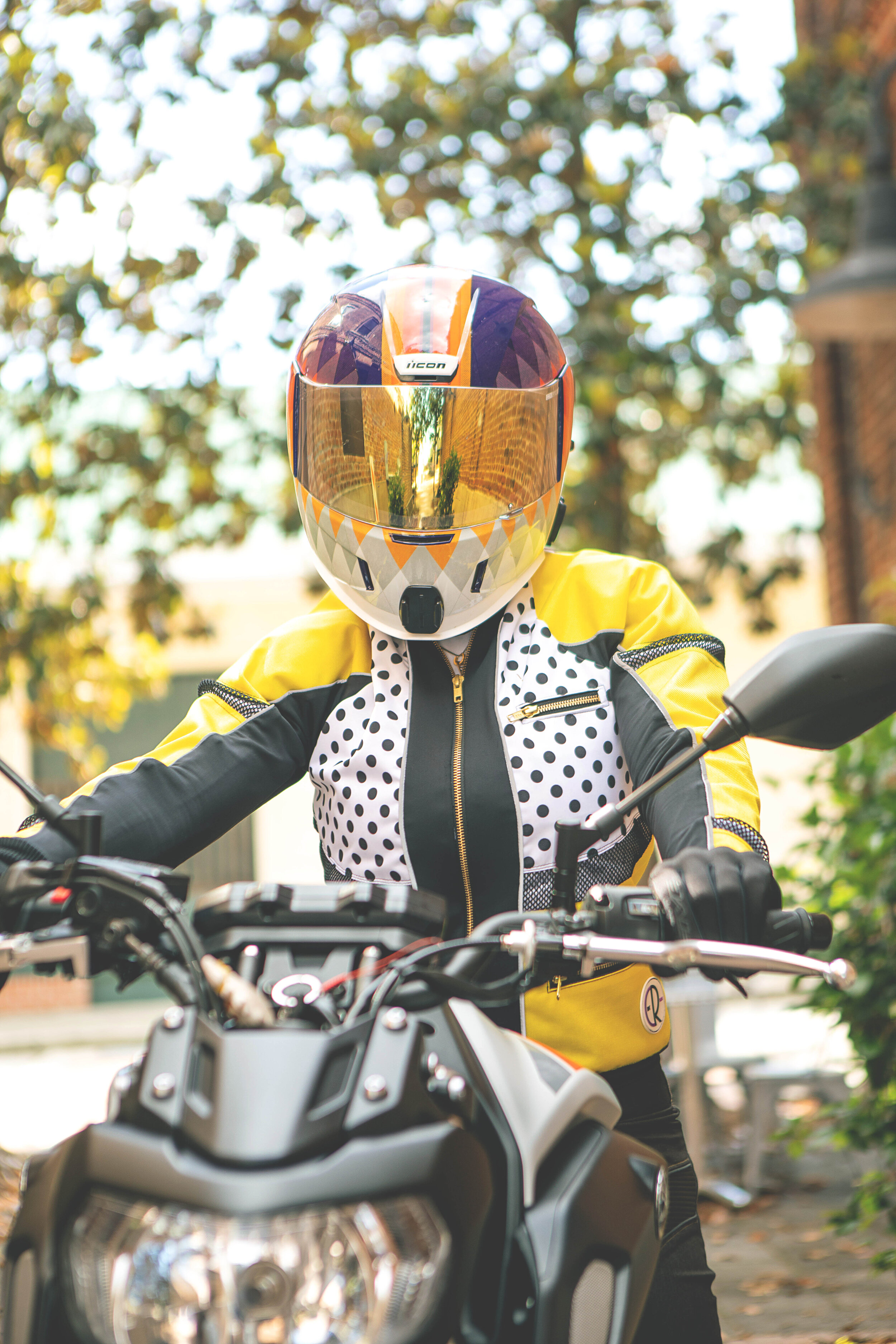 Chic-Riot-Conyers-Alley-Elle-Jacket-On-Bike-Front.jpg