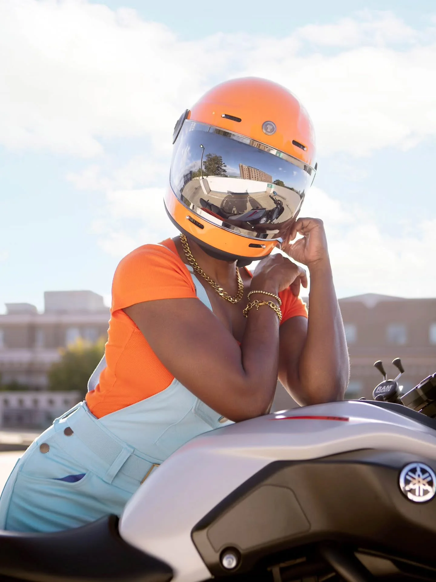 Already missing warmer days 😔 but don't let that stop you from getting out there and riding 👊🏾✊🏾⚡

🧡🩵 Let us keep you geared up &gt;&gt; www.chicriot.com

and let @torchelmets keep your head protected! 

#Chicriot #motogear #motohelmet #motoapp