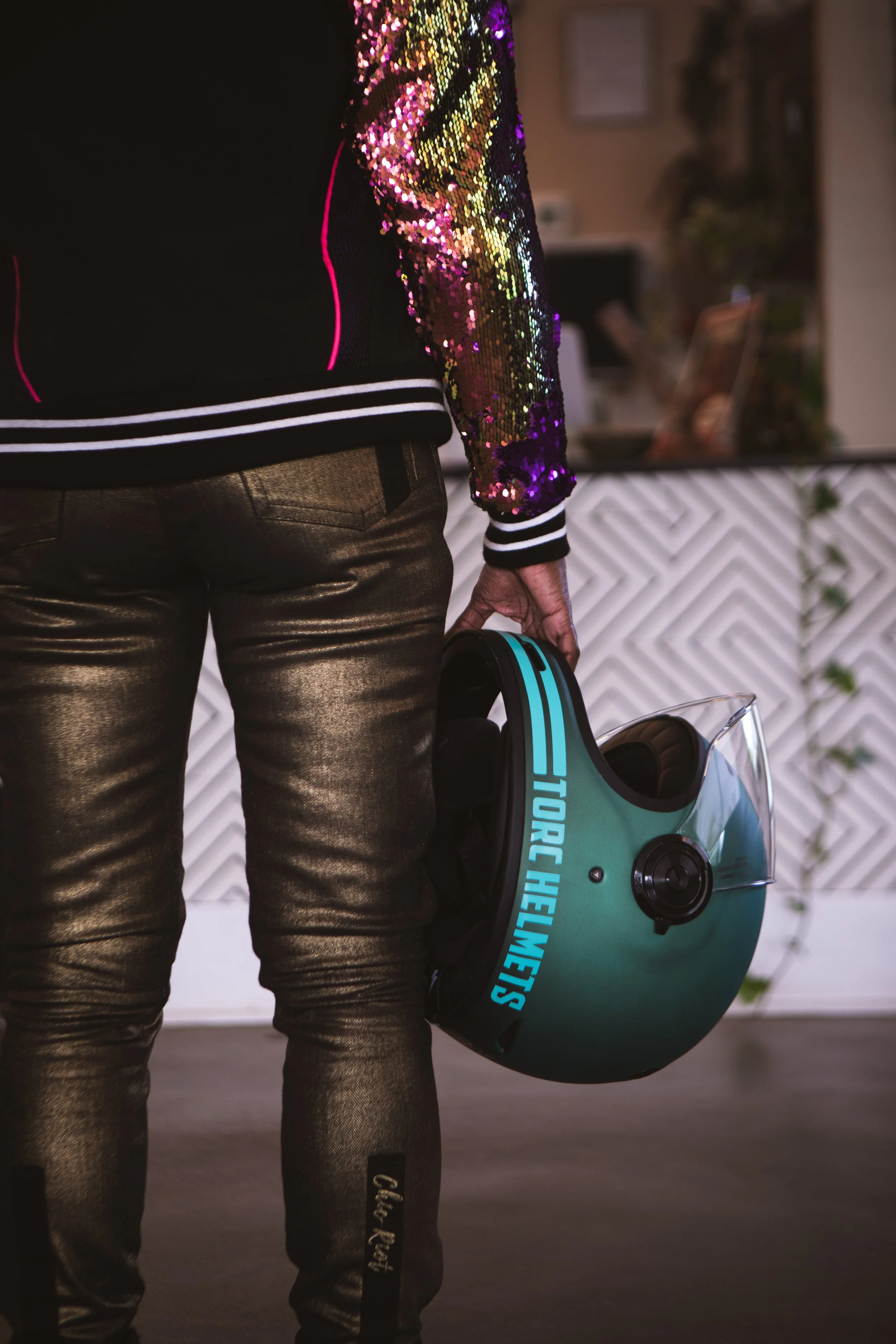 Chic-Riot-Torc-Newport-Cali-Molly-Coffee-Life-Style-Shoot-9.jpg