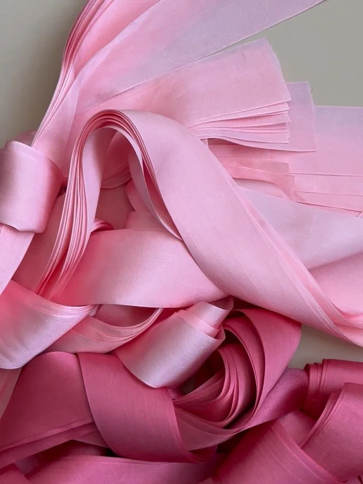 The production behind these French bistro inspired escort cards&hellip; so Tres-chic 🎀