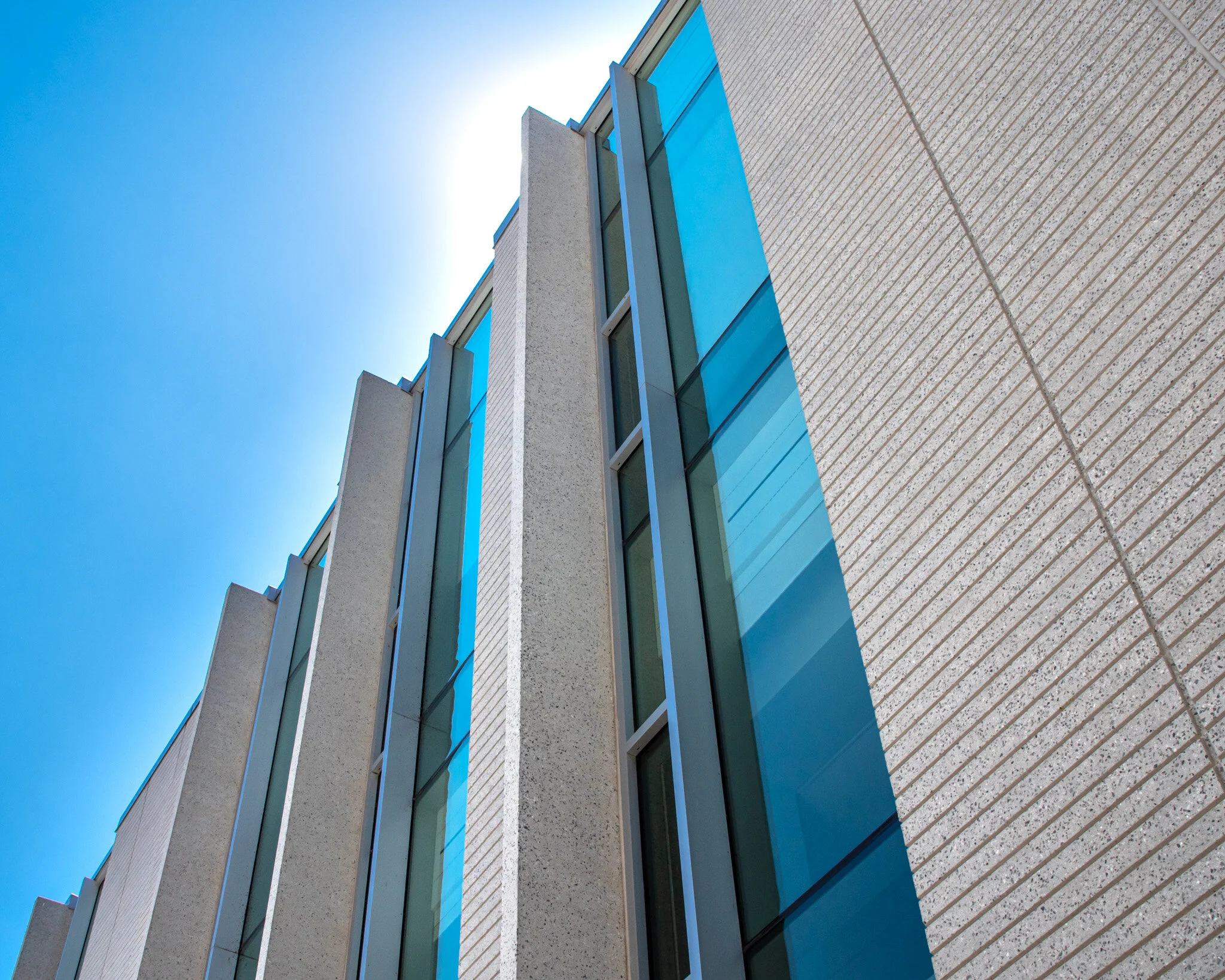 200707-CPI-ArchitecturalPrecast-QueensU-MitchellHall-Edited.jpg