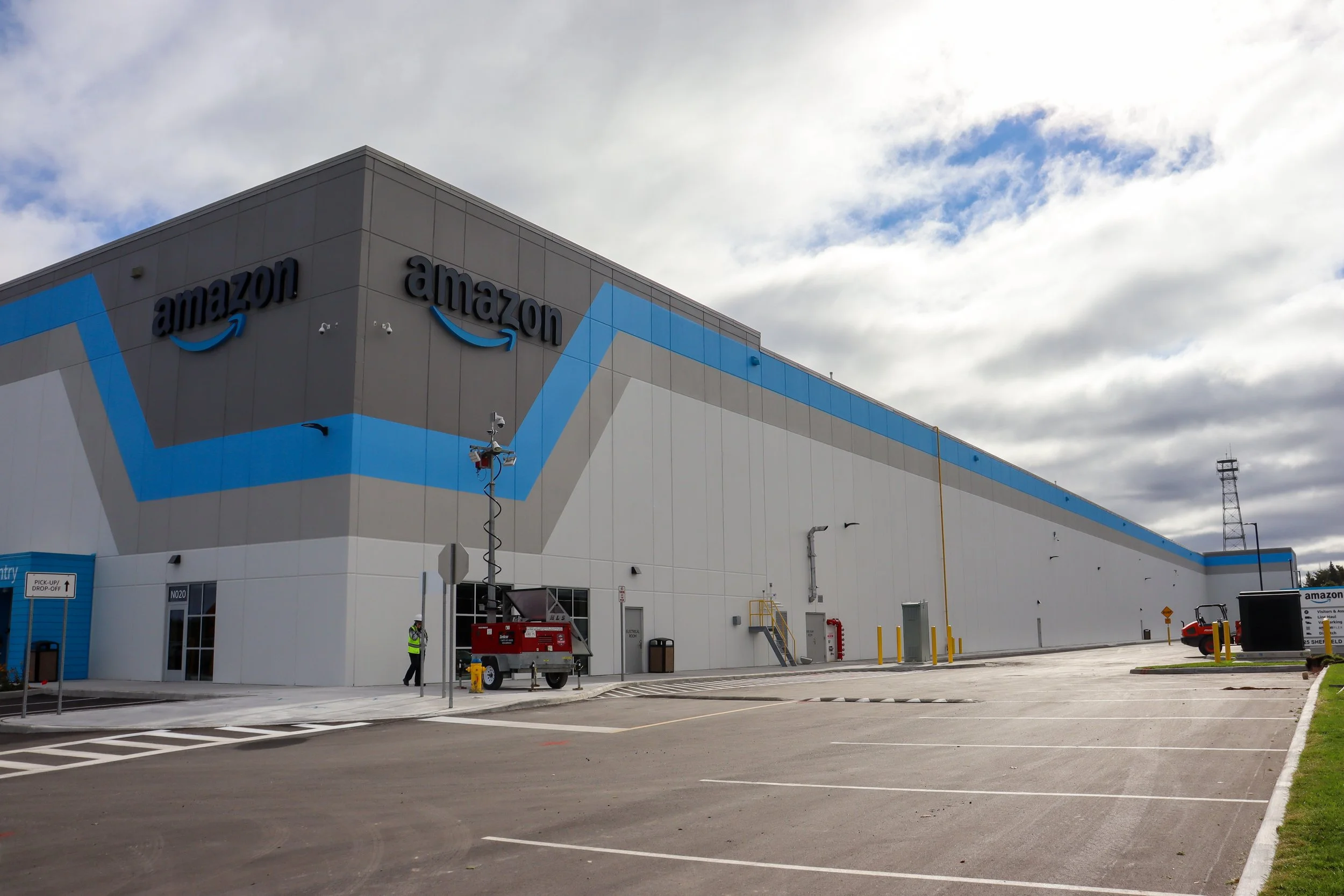 20241010-Ledcor-Amazon-DYT3-05-2.jpg