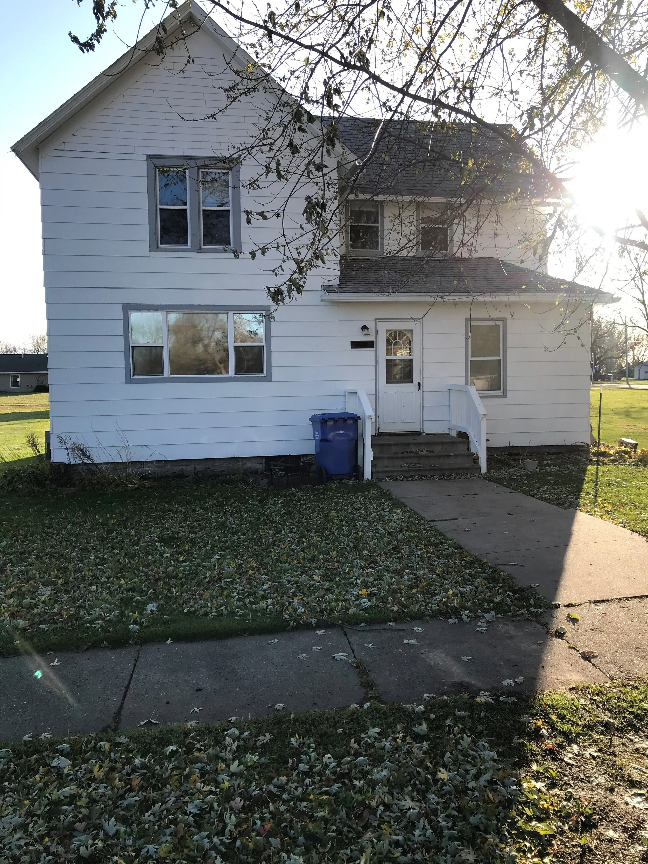 Home & Lot Auction, 406 Antelope St., Elkton SD — Burlage Peterson Auctioneers & Realtors, LLC