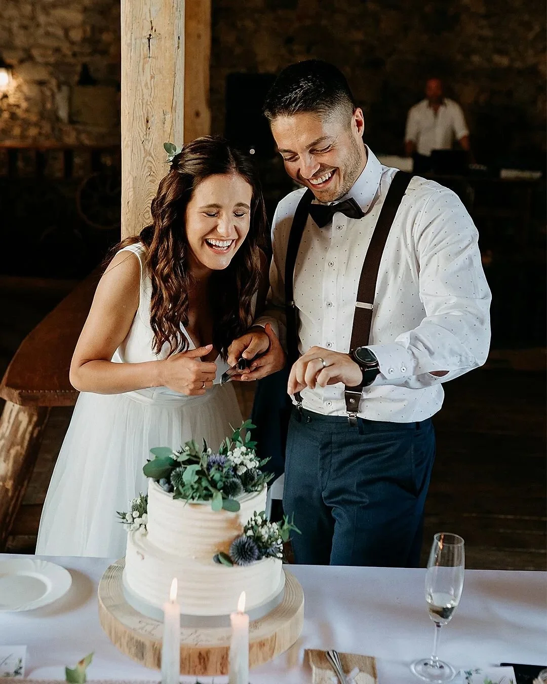 Ten pocit, když jste zamilovaní až po uši. 🥰 Když se spolu smějete na celý kolo, když děláte srandičky a žijete v přítomném okamžiku jeden druhým. Když máte tisíce společných neza