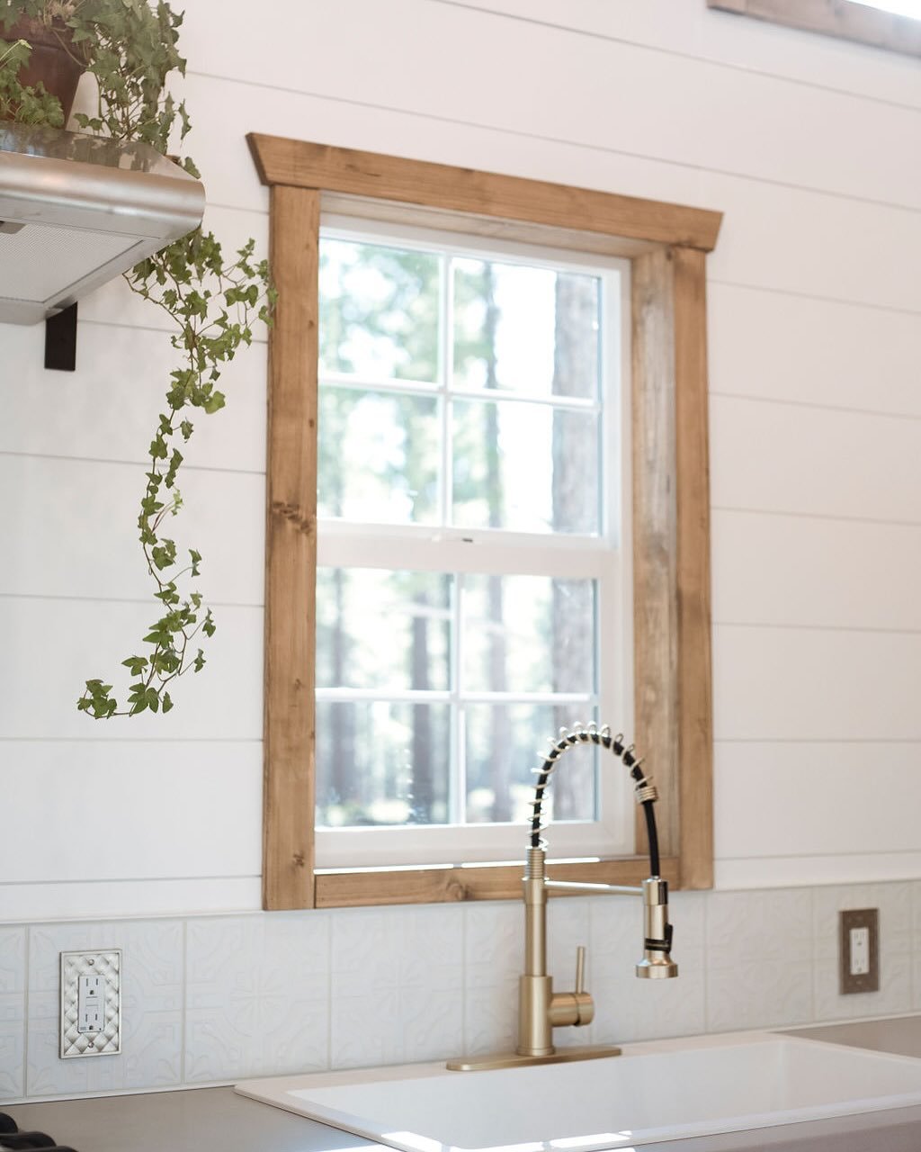 ⁣
A walk down memory lane from a custom home WAY back in our earlier days that featured some really special and fun custom features 🌟 (and scroll to the end for one of our silliest yet functionally brilliant additions 😜)⁣
⁣
This is the part of the 