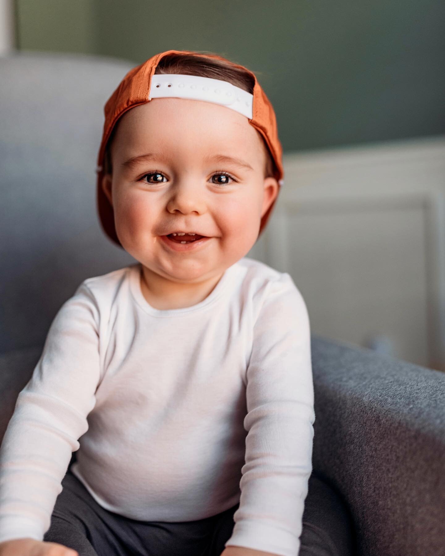 eight months &amp; one week with our favorite guy 🤍 @cash_and_co 
.
.
#eightmonthsold #eightmonths #babyboy #babybro #boymom #cashandco #babyhat #babystyle #babyboyclothes #hat #snapback #babyphotography #milestone #baby