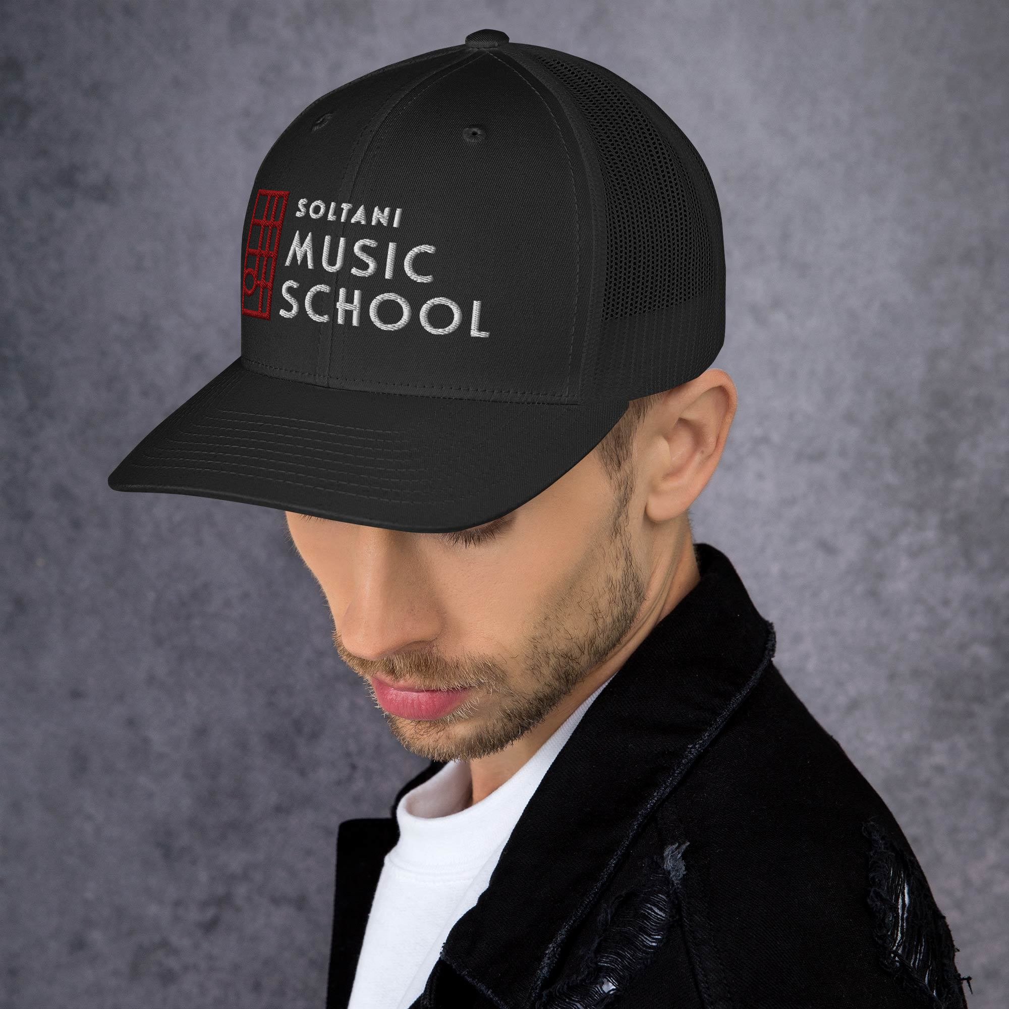 retro-trucker-hat-black-left-6a6be185b4295.jpg
