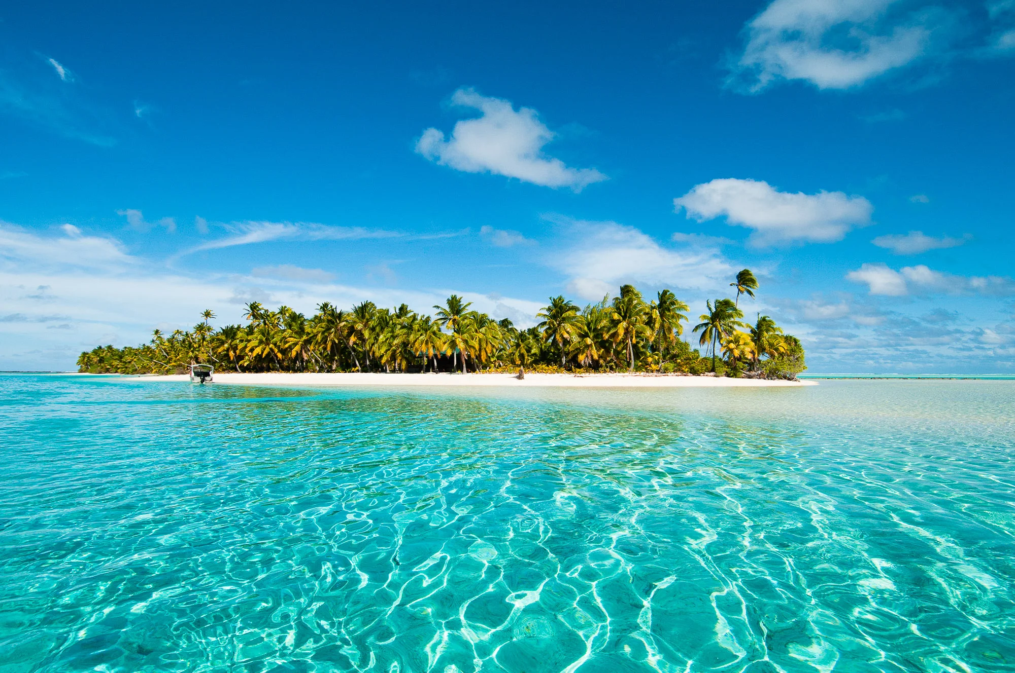 One Foot Island, Aitutaki Lagoon, Cook Islands. © www.thomaspickard.com