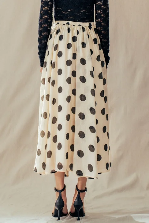 poka dot skirt 3.webp