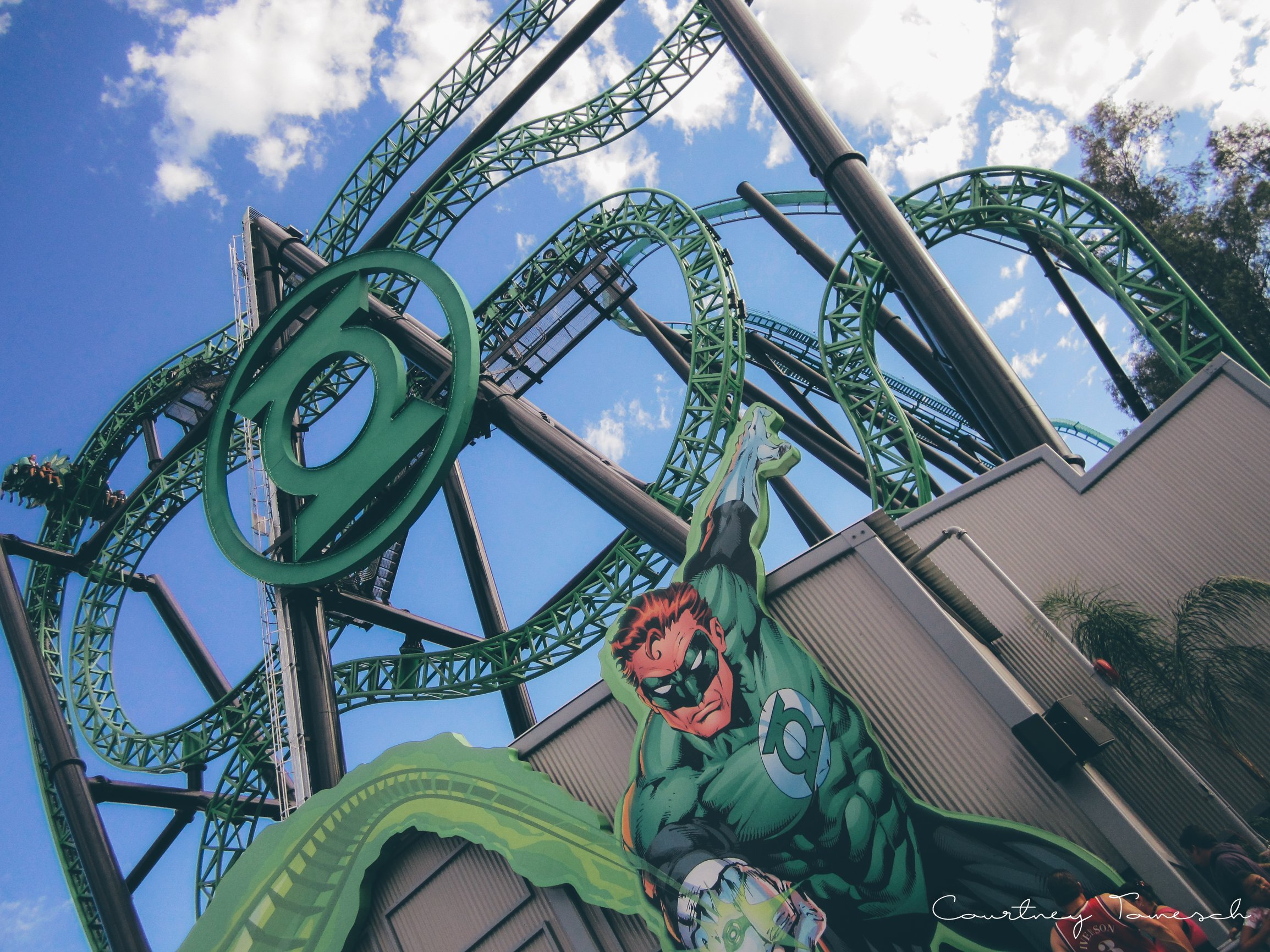   The new green lantern ride.  Didn't like this ride at all. I will not be riding it again!