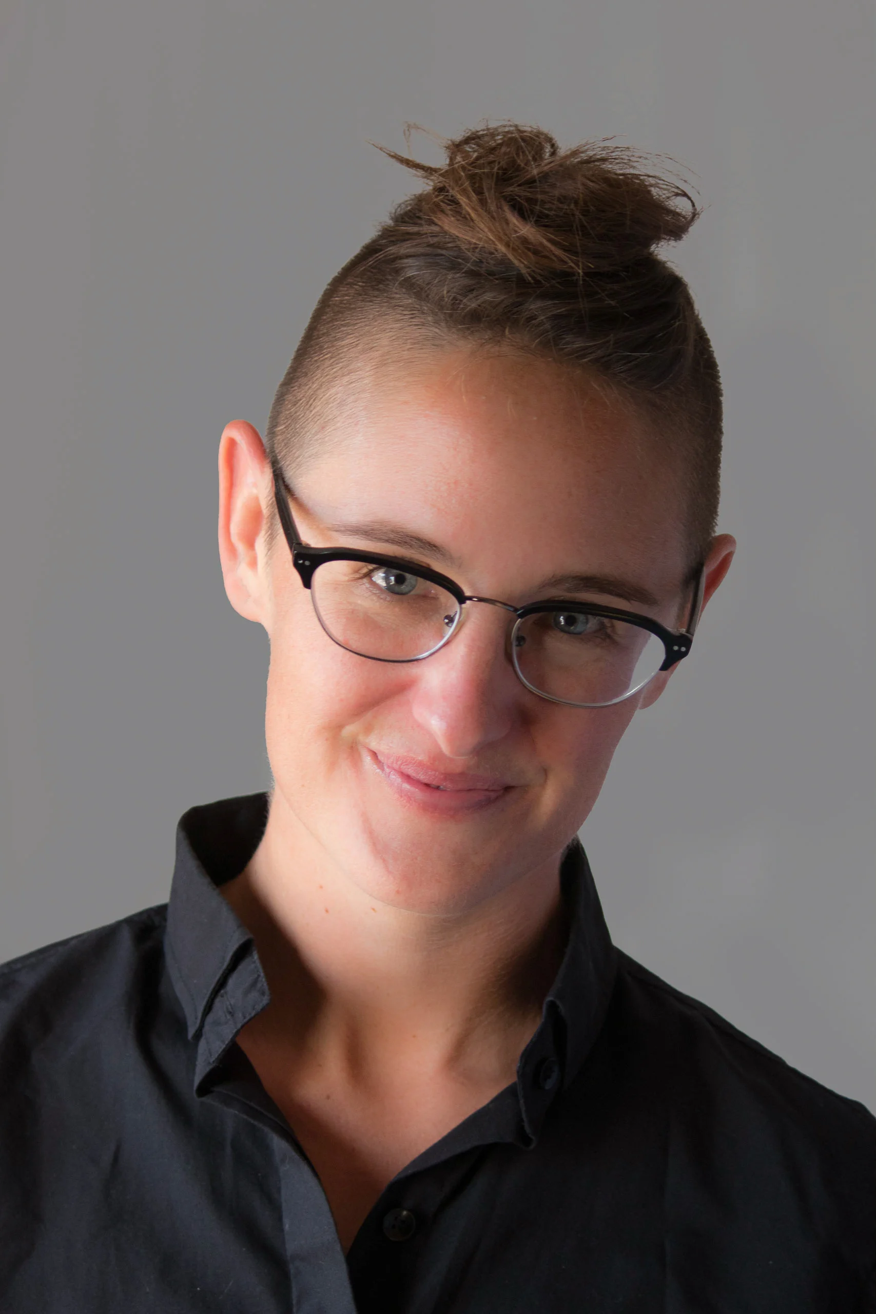 annaheadshot.jpg
