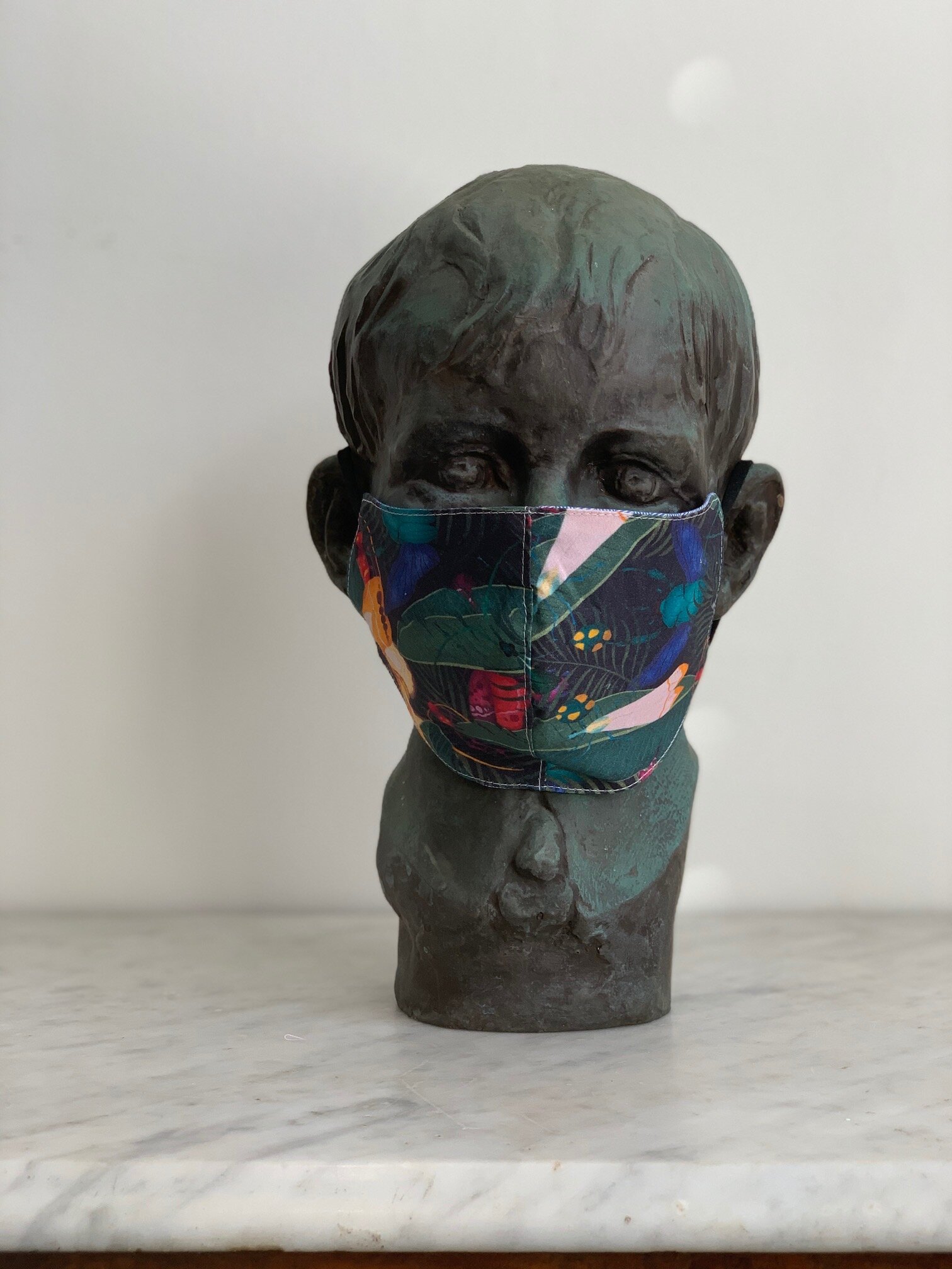 Jewell Beetle Printed Sarti Mask