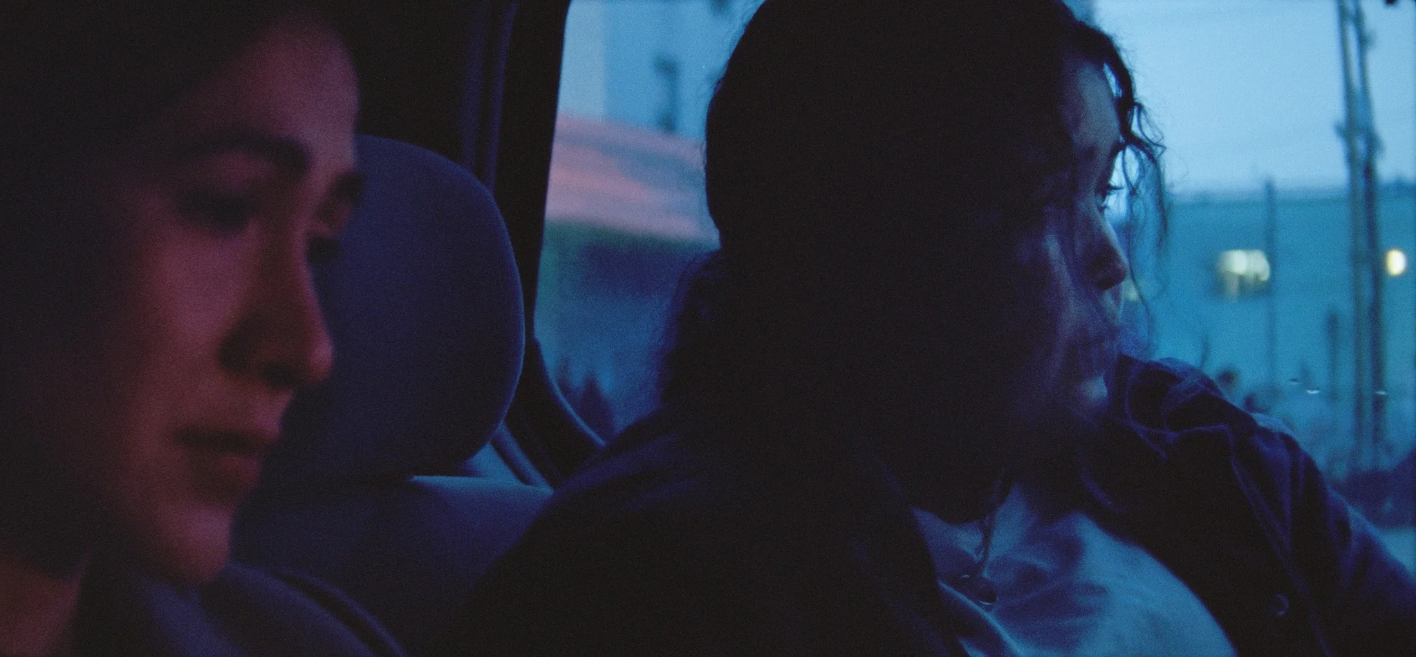 06_Elle-Máijá-Tailfeathers,-Violet-Nelson_THE-BODY-REMEMBERS-WHEN-THE-WORLD-BROKE-OPEN_PhotoCredit-Experimental-Forest-Film,-Violator-Films_WEB.jpg
