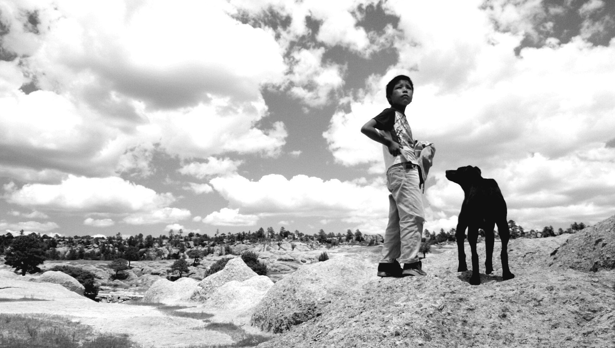 TarahumaraProject_02_Boy%2526Dog_PedroValiente.jpg