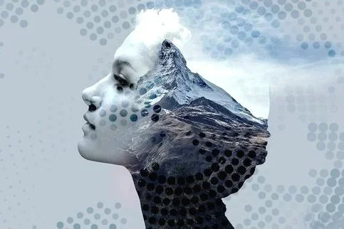MountainWoman_3_PV.webp